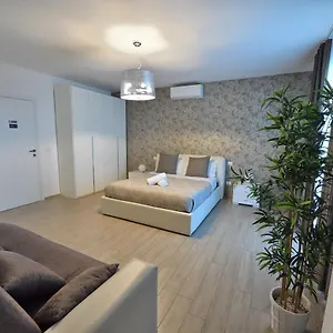  Bed & Breakfast Karol Airport Itálie